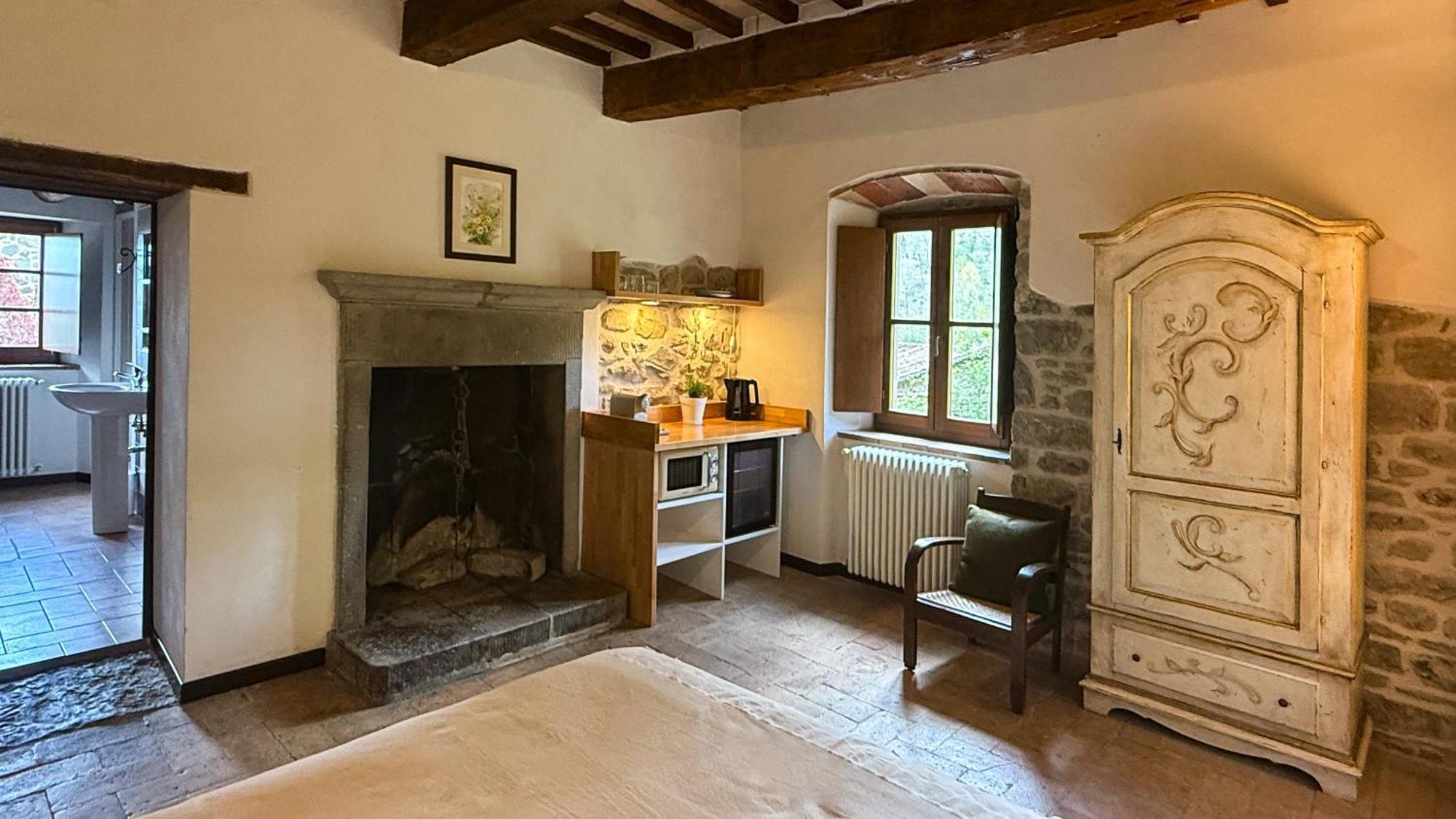 Bio Agriturismo Il Vigno Caprese Michelangelo Exterior foto